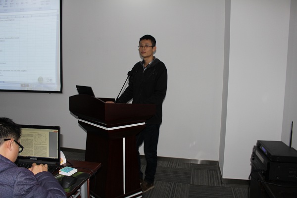 周老师讲课中......